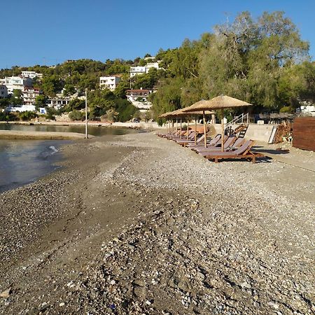 Thalassa Panagia  Luaran gambar